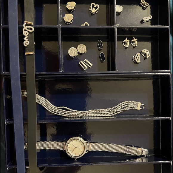 Keep Collective - Picture 1 of 1